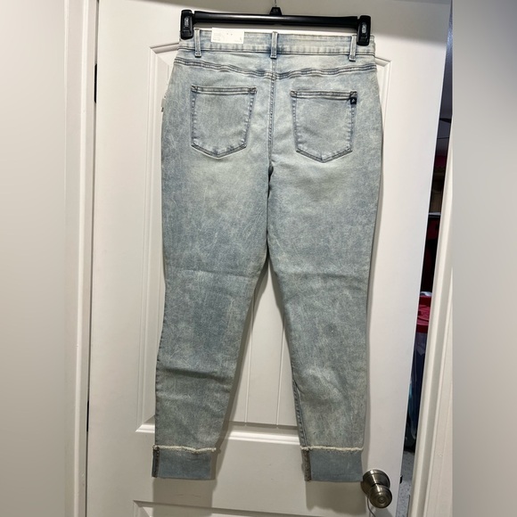 New NWT Maurice’s vintage jeggings Jeans L large R regular high rise distressed - Picture 2 of 13